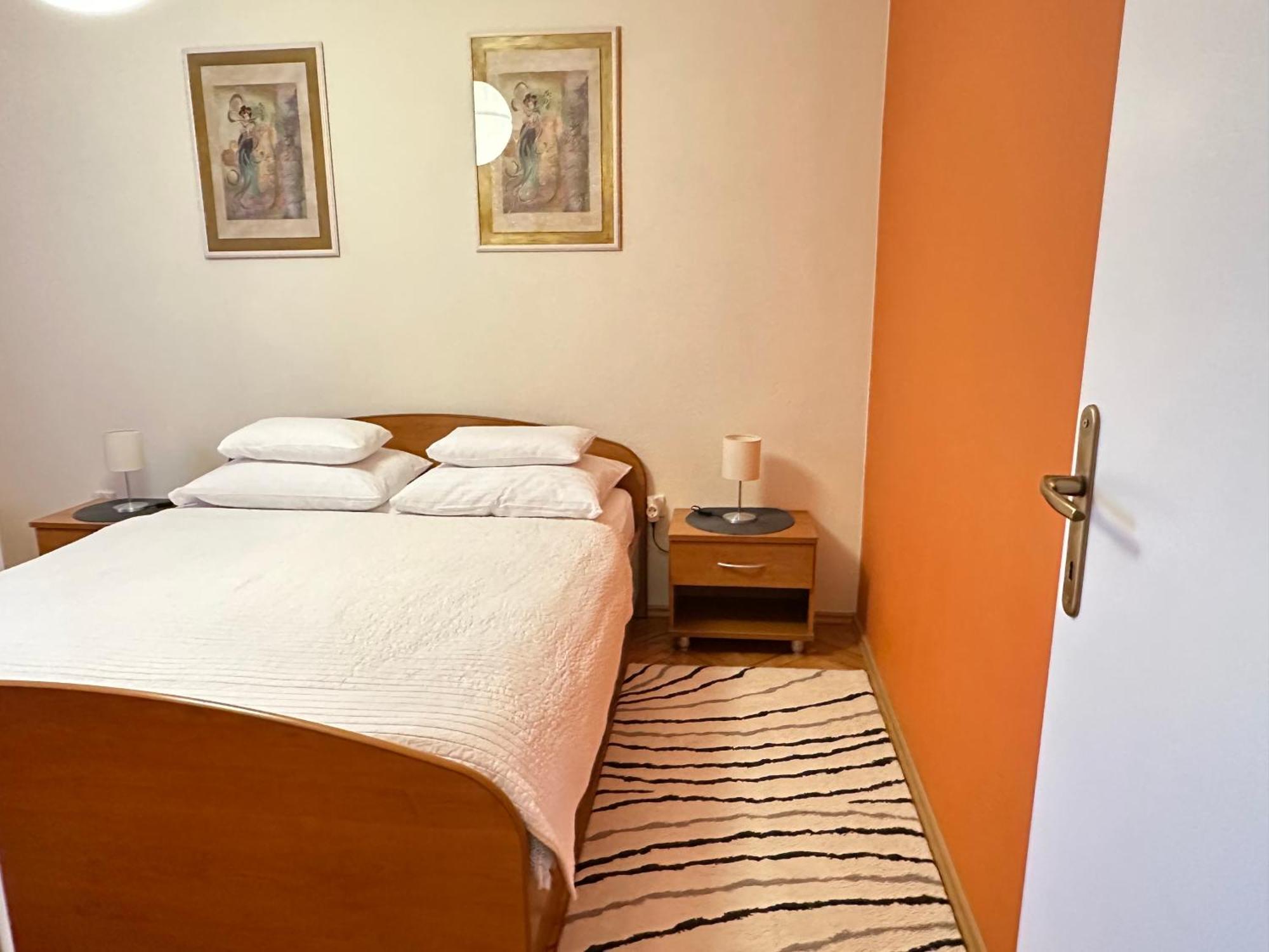 Apartments - Rooms Vesna Примоштен Экстерьер фото