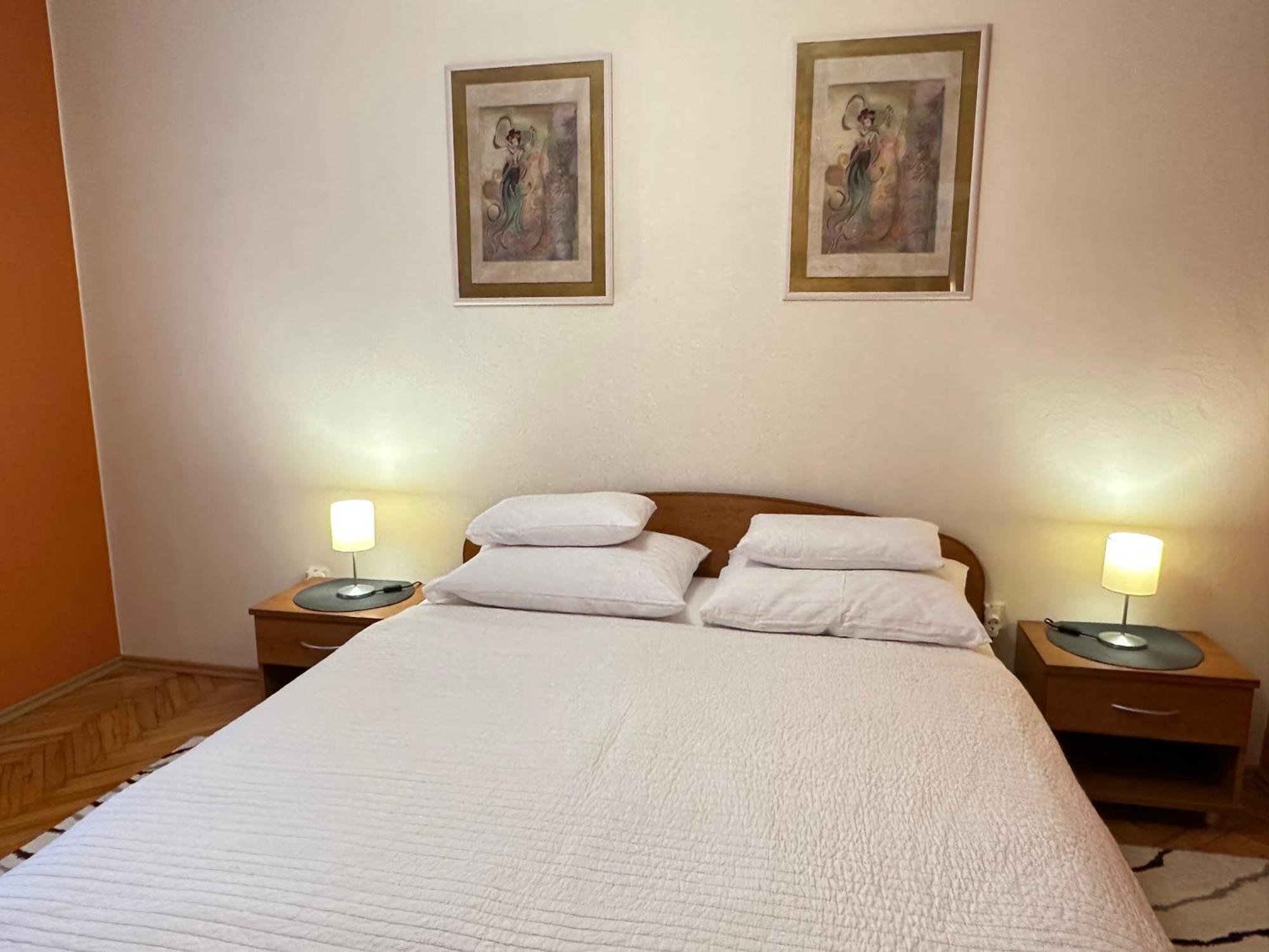 Apartments - Rooms Vesna Примоштен Экстерьер фото