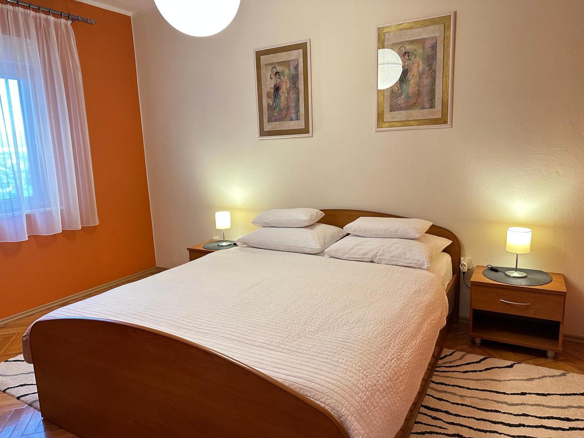 Apartments - Rooms Vesna Примоштен Экстерьер фото