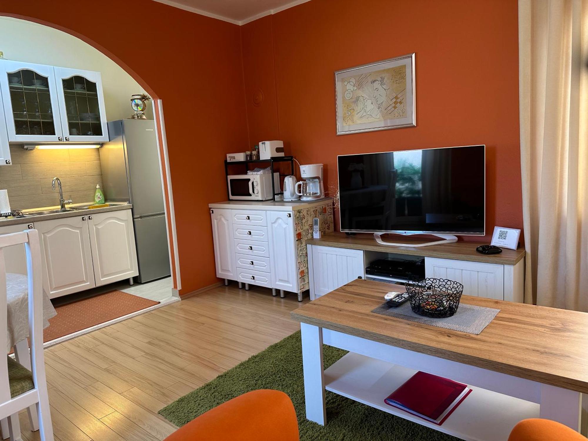 Apartments - Rooms Vesna Примоштен Экстерьер фото